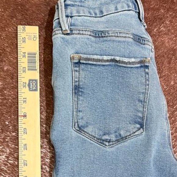 Good American Distressed Blue Denim Skinny Jeans 4/27 Mid Rise Stretch - Picture 4 of 13